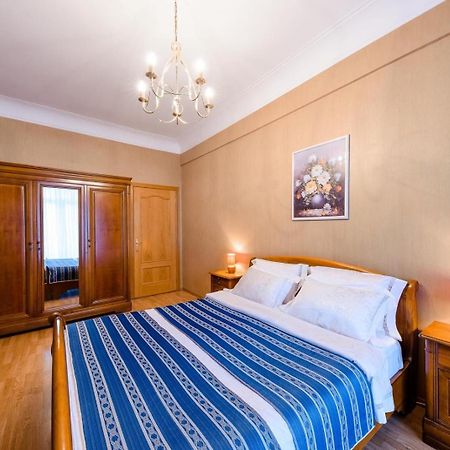 Boutique Apart-Hotel Sherborne Kyiv Exterior photo