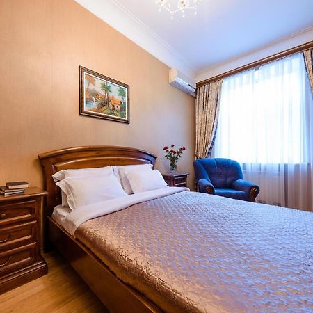 Boutique Apart-Hotel Sherborne Kyiv Exterior photo