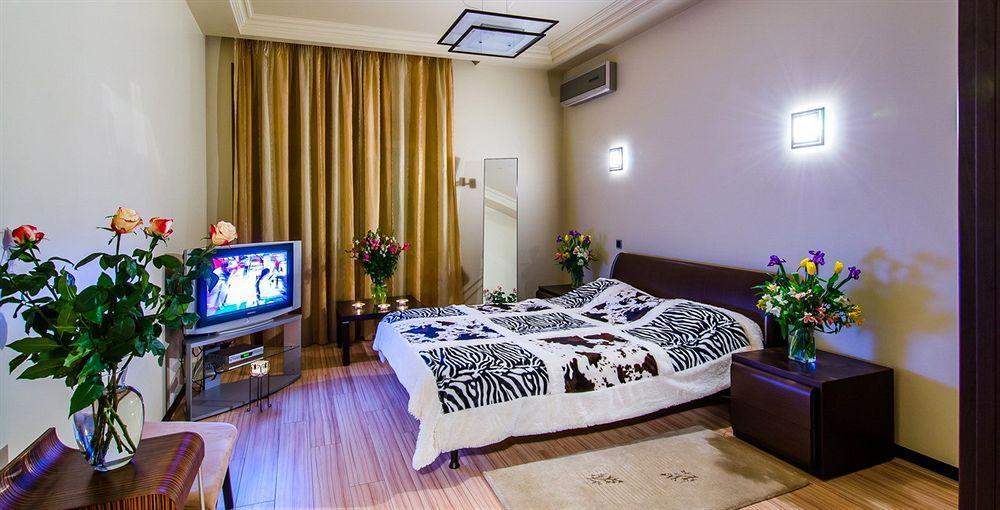 Boutique Apart-Hotel Sherborne Kyiv Exterior photo