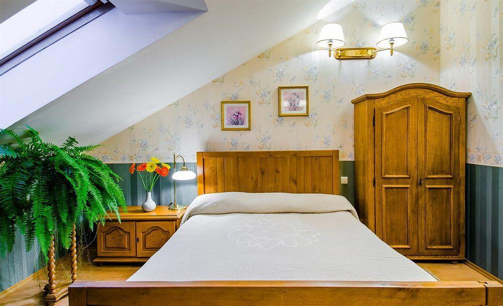 Boutique Apart-Hotel Sherborne Kyiv Exterior photo