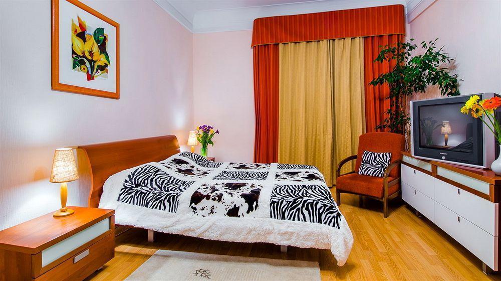 Boutique Apart-Hotel Sherborne Kyiv Exterior photo