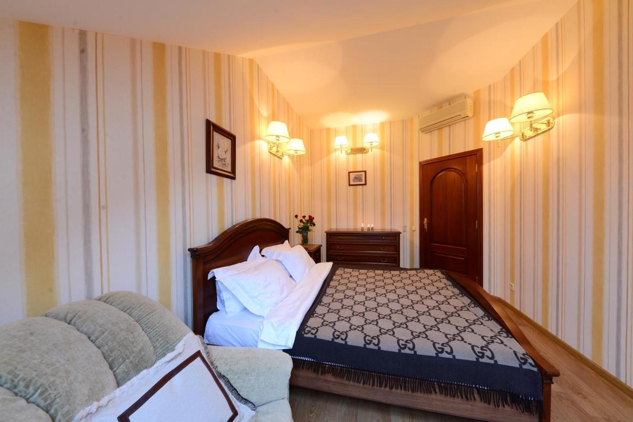 Boutique Apart-Hotel Sherborne Kyiv Exterior photo